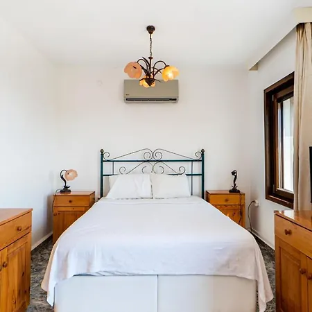 Sea View House W Garden And Balcony 8 Min To Beach Bodrum